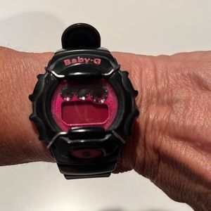 G-shock baby g-shock watch black and pink